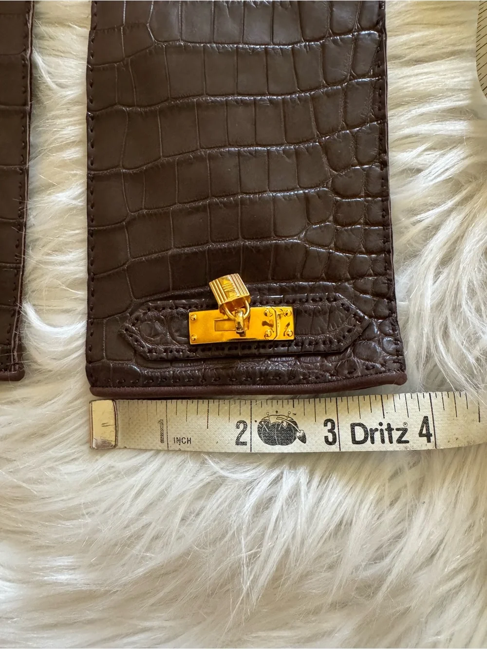 Hermes Crocodile Soya Gloves Alligator Brown Size 7.5